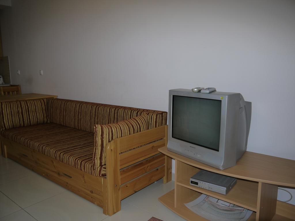 Eva 2 Apartment ไฮจ์ดุสโซบอสโล ภายนอก รูปภาพ